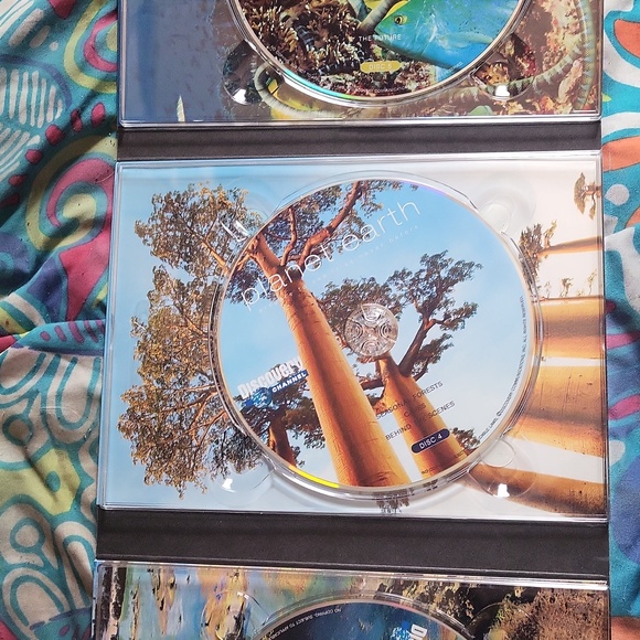 Planet earth 5 disc DVD set - Picture 9 of 9